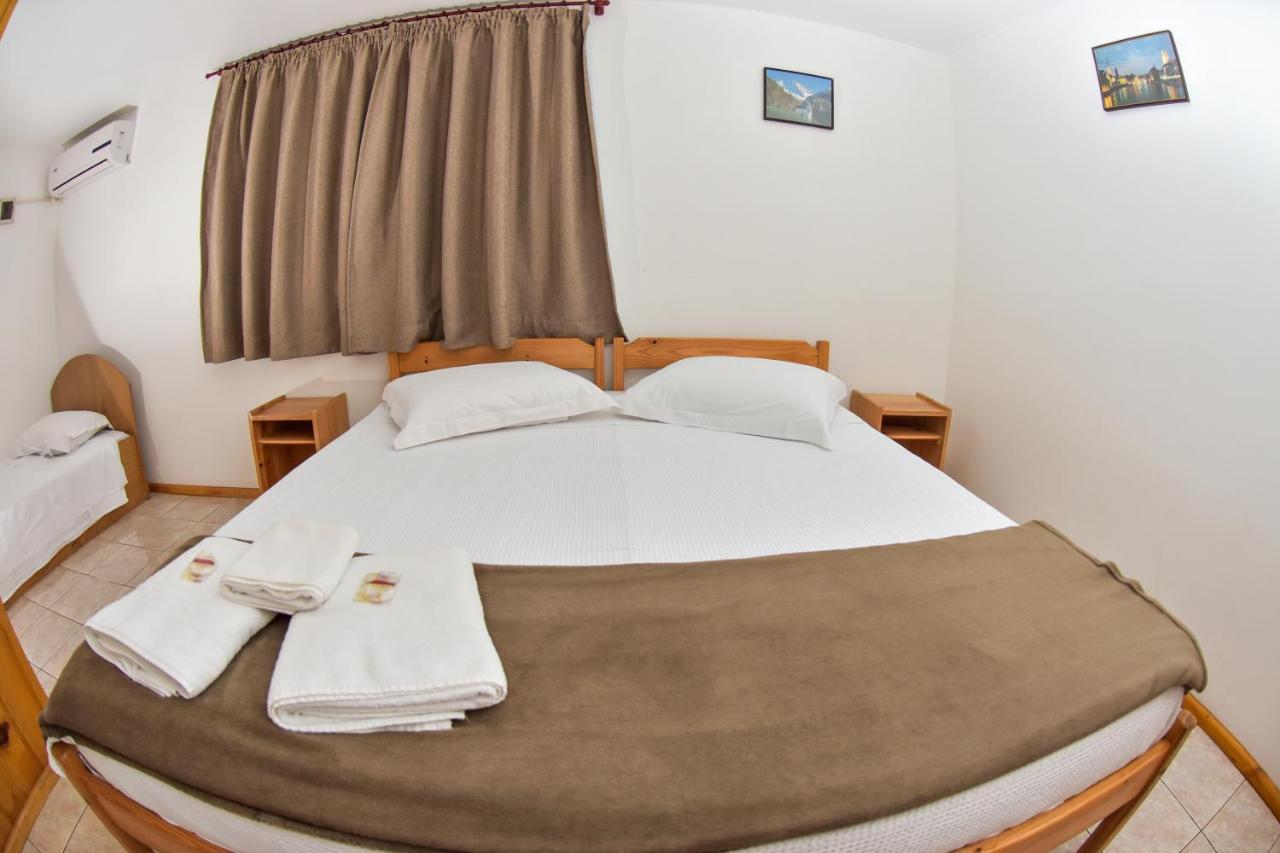 Hotel Vila Dos Alpes เตรเซชิเลียส ภายนอก รูปภาพ